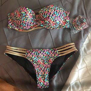 Victoria’s Secret swim strapless top